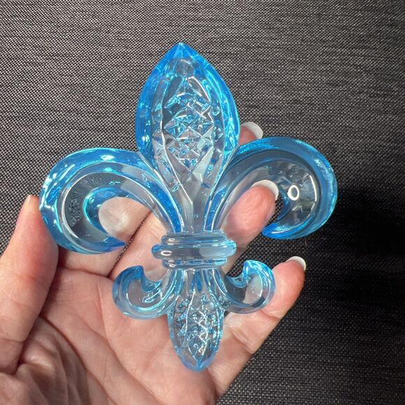 Waterford Crystal Aqua Fleur De Lys 2013 Ornament EX9923 - Picture 1 of 5
